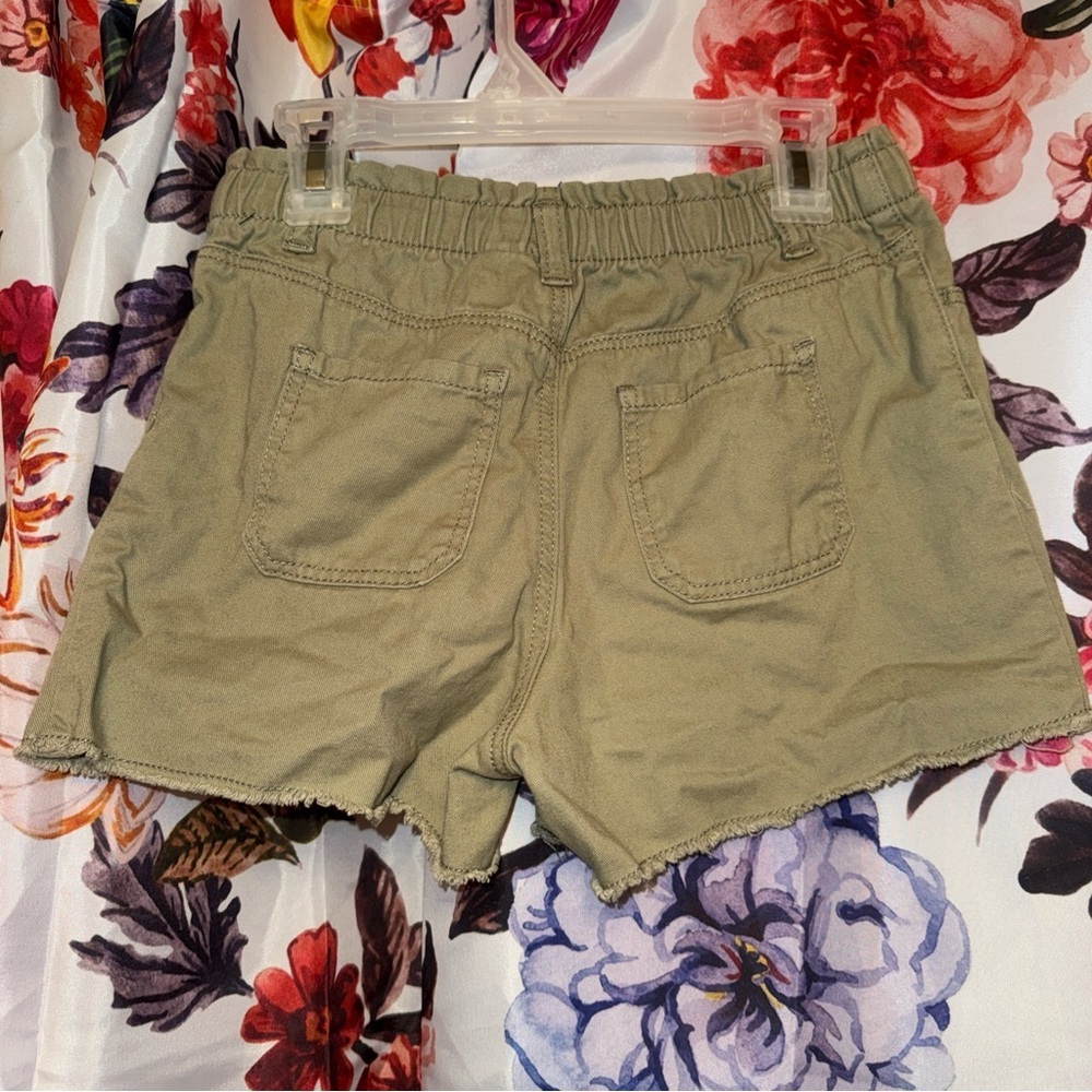 Oshkosh B’gosh Girls Elastic Waist Shorts - Picture 2 of 5